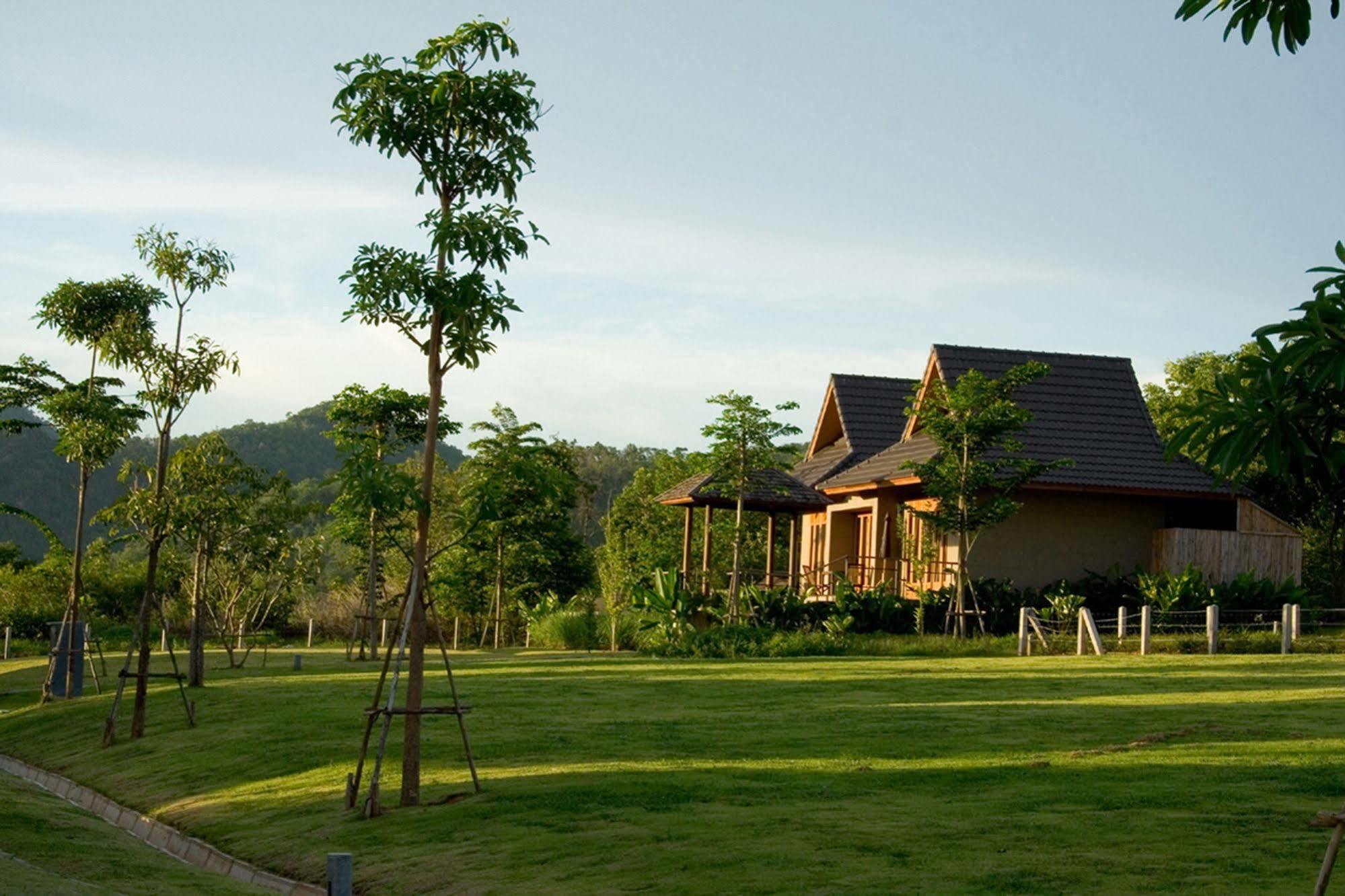Guti Resort By Aka Hua Hin Ngoại thất bức ảnh